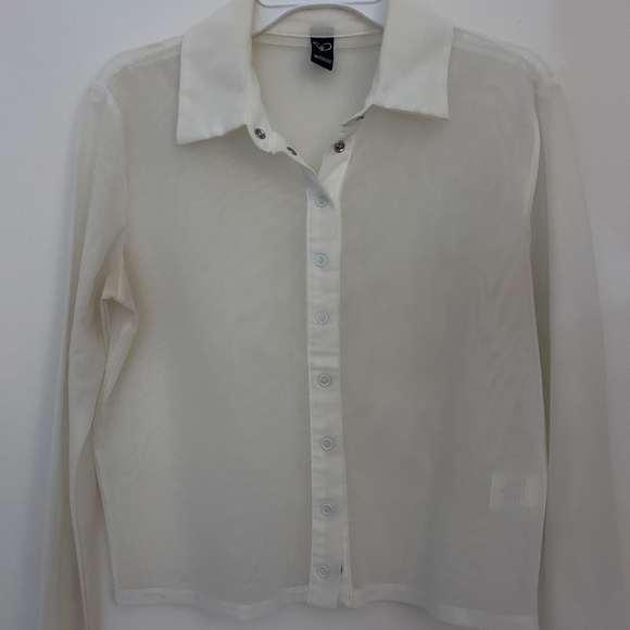 White Button down top - Picture 3 of 5